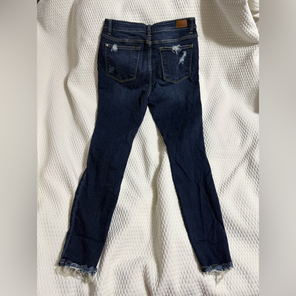Judy Blue Skinny Fit Destroyed Jeans - Picture 2 of 4